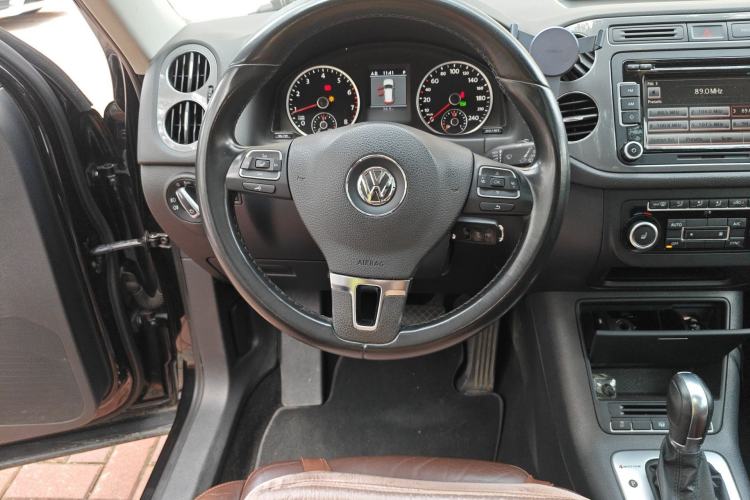 Used Volkswagen Tiguan 2012 2.0 TSI Comfort Edition Steering Wheel