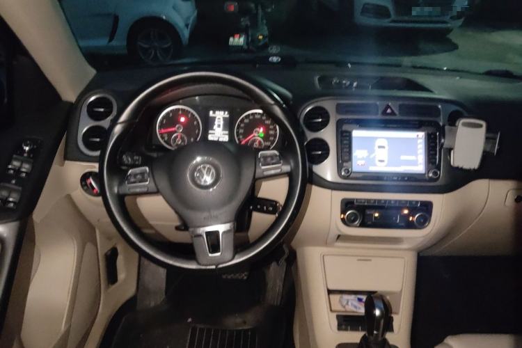 Used Volkswagen Tiguan 2012 1.8TSI Automatic All-Wheel Drive Elite Edition Steering Wheel