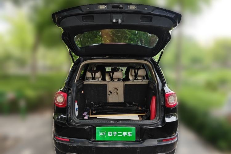 Used Volkswagen Tiguan 2012 1.8TSI Automatic Two-Wheel Drive Zhaoshi Edition Trunk