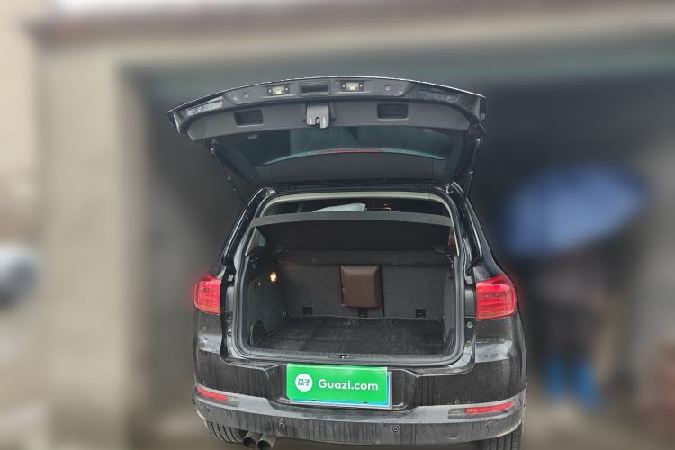 Used Volkswagen Tiguan 2012 2.0 TSI Comfort Edition Trunk