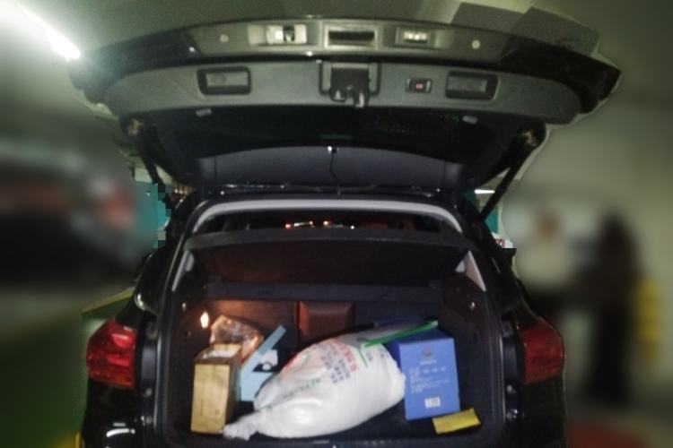Used Volkswagen Tiguan 2012 2.0 TSI Comfort Edition Trunk