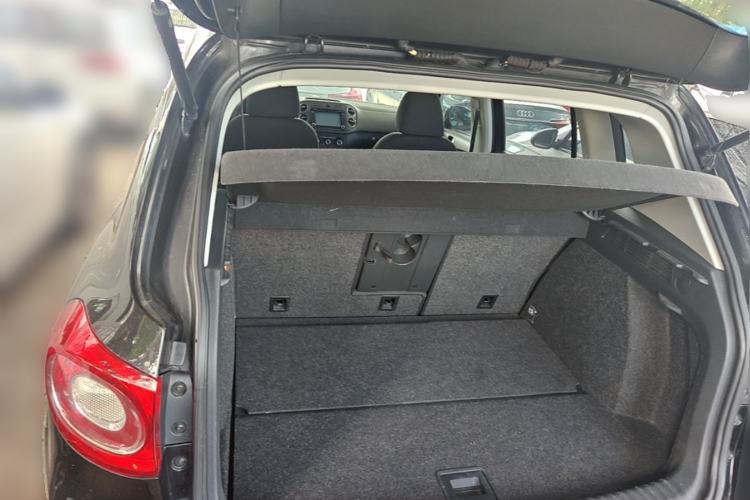 Used Volkswagen Tiguan 2012 1.8TSI Manual Two-Wheel Drive Urban Edition Trunk