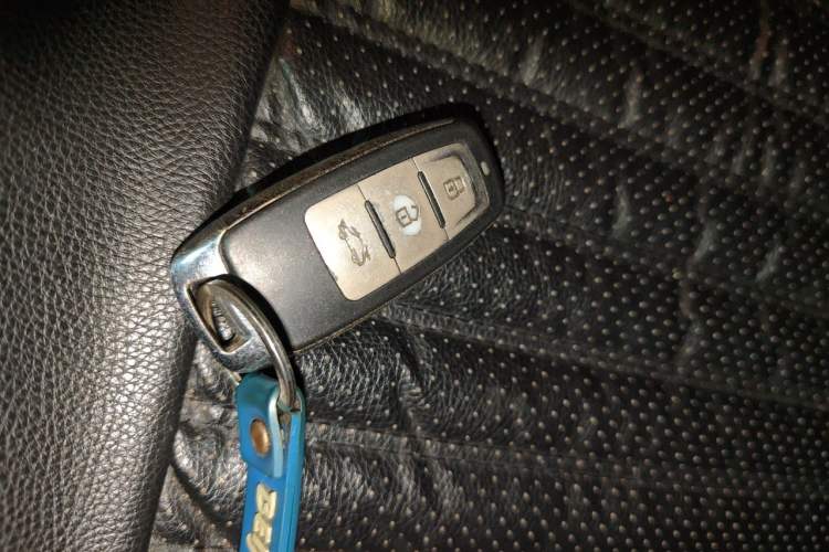 Used Volkswagen Tiguan 2012 1.8TSI Manual Two-Wheel Drive Urban Edition Vehicle Key