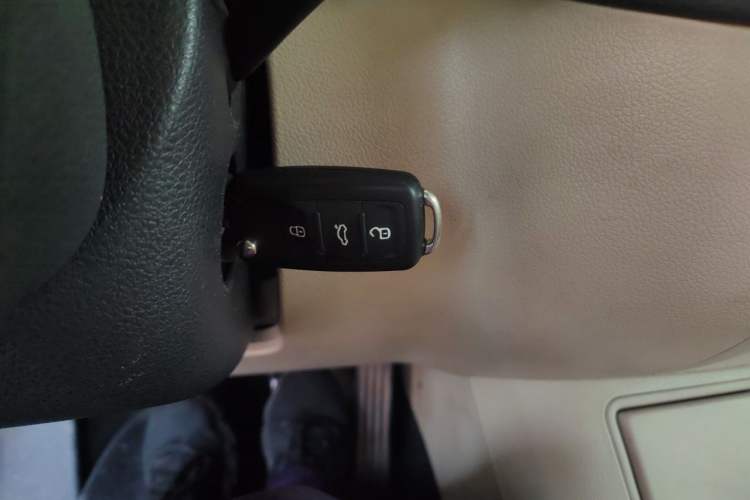 Used Volkswagen Tiguan 2012 1.8TSI Manual Two-Wheel Drive Urban Edition Vehicle Key