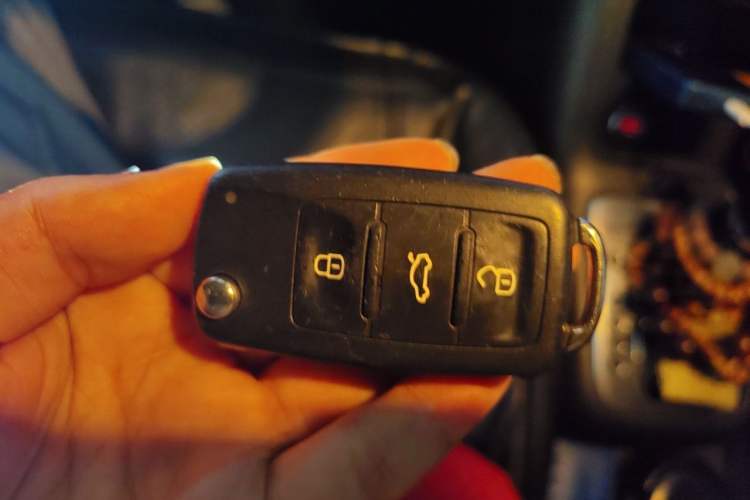Used Volkswagen Tiguan 2012 2.0 TSI Automatic All-Wheel Drive Elite Edition Vehicle Key
