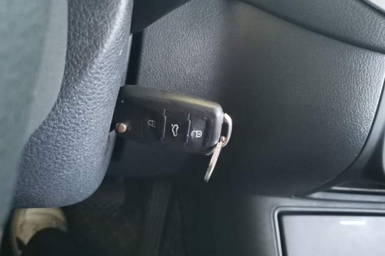 Used Volkswagen Tiguan 2012 1.8TSI Automatic All-Wheel Drive Elite Edition Vehicle Key