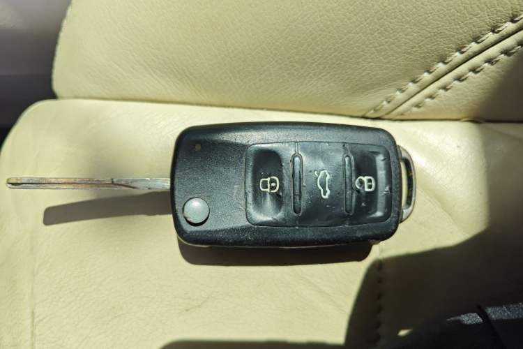 Used Volkswagen Tiguan 2012 1.8TSI Automatic Two-Wheel Drive Elite Edition Vehicle Key