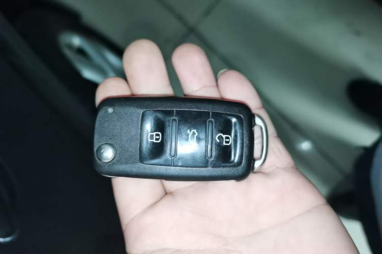Used Volkswagen Tiguan 2012 2.0 TSI Automatic All-Wheel Drive Elite Edition Vehicle Key
