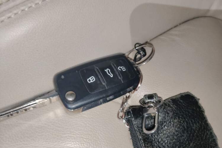 Used Volkswagen Tiguan 2012 1.8TSI Automatic All-Wheel Drive Elite Edition Vehicle Key