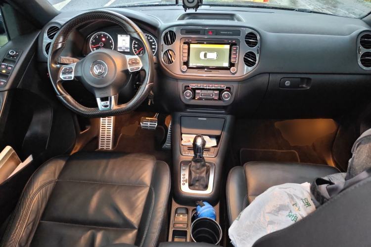 Used Volkswagen Tiguan 2012 2.0 TSI Luxury Edition Center Console