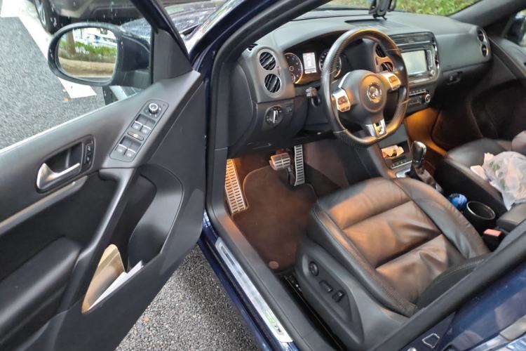 Used Volkswagen Tiguan 2012 2.0 TSI Luxury Edition Driver Seat