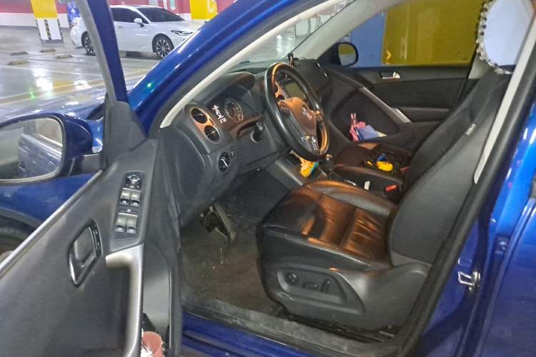 Used Volkswagen Tiguan 2012 1.8TSI Automatic All-Wheel Drive Elite Edition Driver Seat