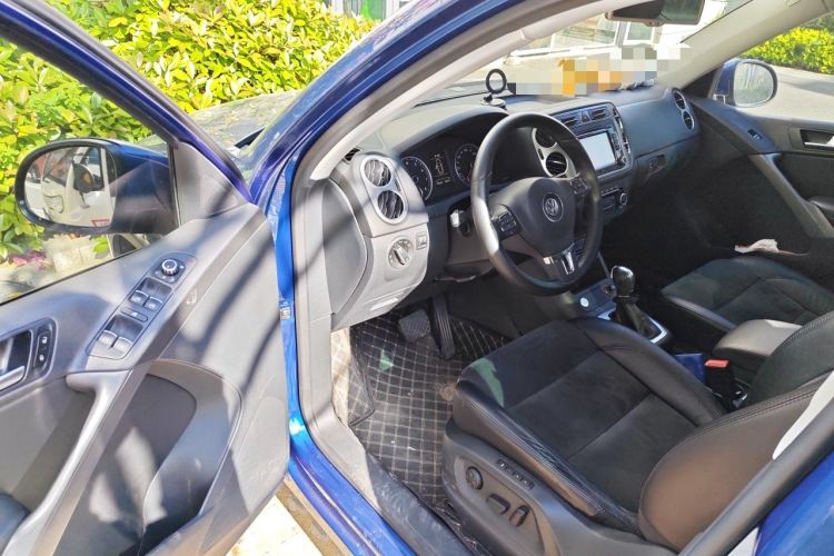 Used Volkswagen Tiguan 2012 2.0 TSI Automatic All-Wheel Drive Flagship Edition Driver Seat