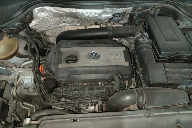 Used Volkswagen Tiguan 2012 1.8TSI Automatic Two-Wheel Drive Elite Edition Engine Bay
