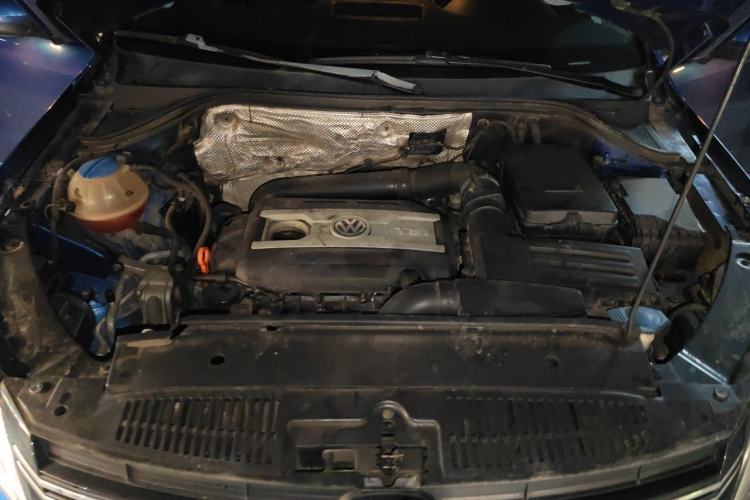 Used Volkswagen Tiguan 2012 1.8TSI Automatic All-Wheel Drive Elite Edition Engine Bay