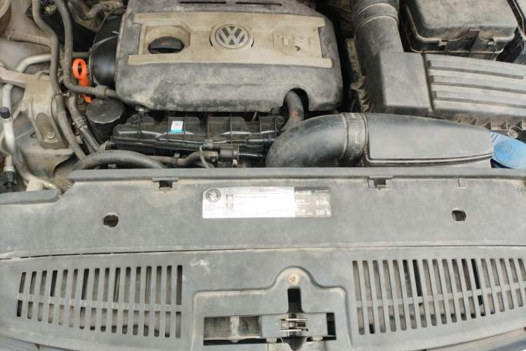 Used Volkswagen Tiguan 2012 1.8TSI Manual Two-Wheel Drive Enjoyment Edition Engine Bay