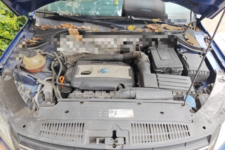 Used Volkswagen Tiguan 2012 1.8TSI Automatic Two-Wheel Drive Trend Edition Engine Bay