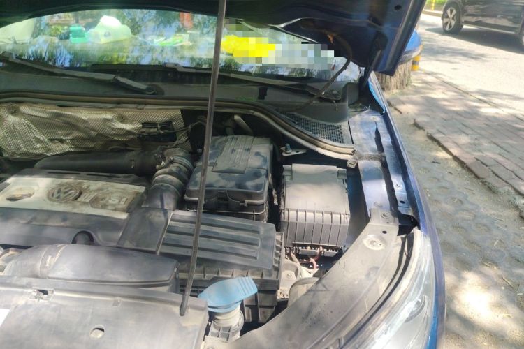 Used Volkswagen Tiguan 2012 1.8TSI Automatic All-Wheel Drive Elite Edition Engine Bay Left