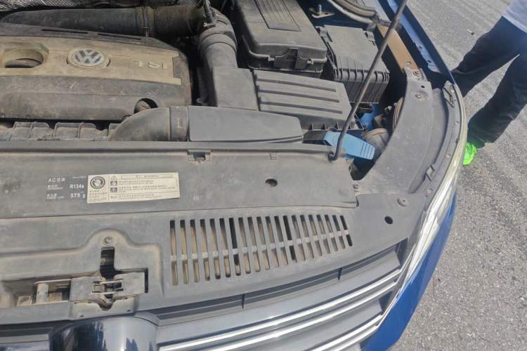 Used Volkswagen Tiguan 2012 1.8TSI Automatic Two-Wheel Drive Elite Edition Engine Bay Left