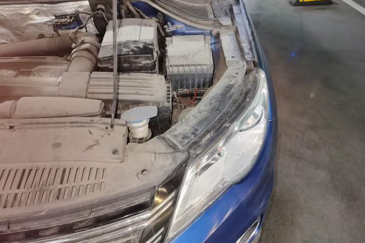 Used Volkswagen Tiguan 2012 1.8TSI Automatic All-Wheel Drive Elite Edition Engine Bay Left