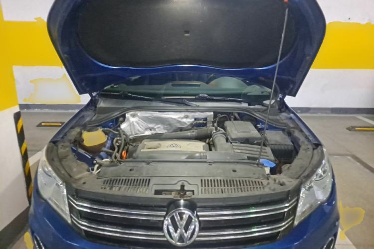 Used Volkswagen Tiguan 2012 1.8TSI Automatic All-Wheel Drive Elite Edition Engine Bay