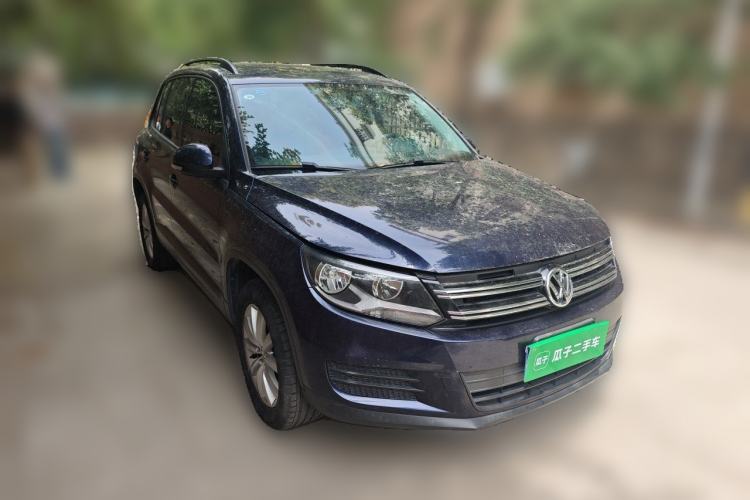 Used Volkswagen Tiguan 2012 2.0 TSI Comfort Edition Front Right 45 Deg