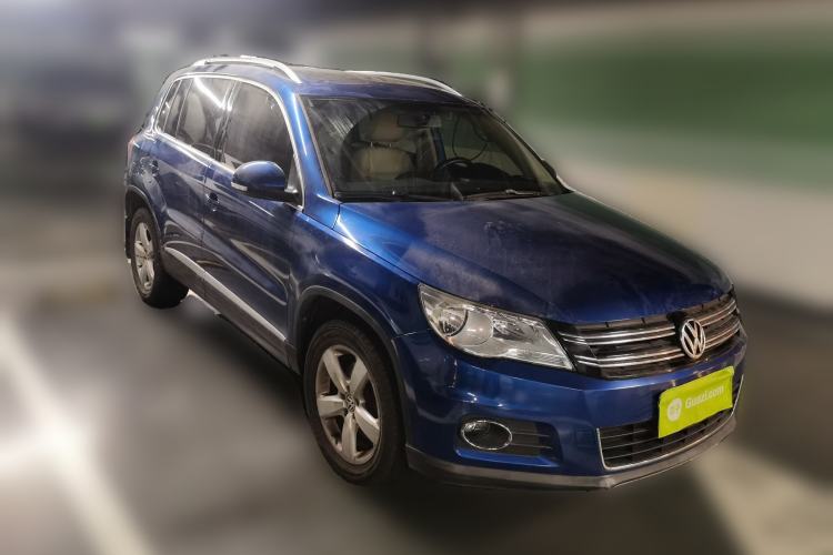 Used Volkswagen Tiguan 2012 1.8TSI Automatic All-Wheel Drive Elite Edition Front Right 45 Deg