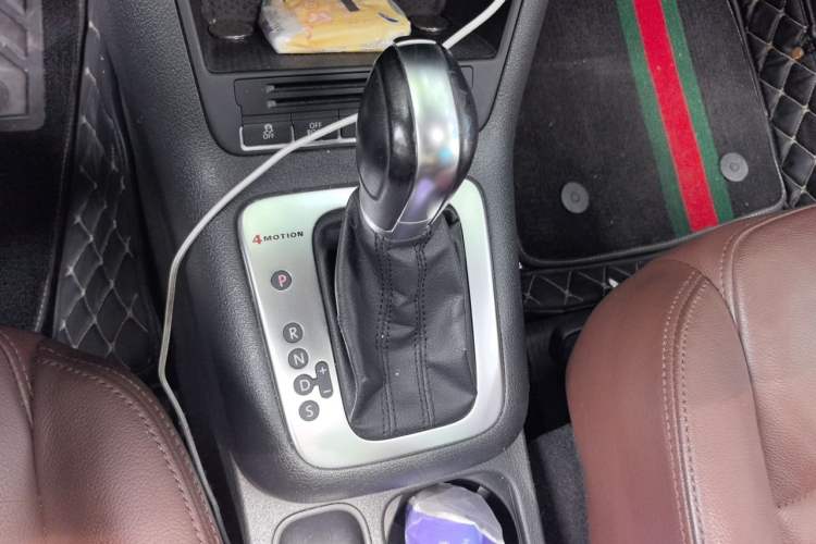 Used Volkswagen Tiguan 2012 2.0 TSI Luxury Edition Gear Lever