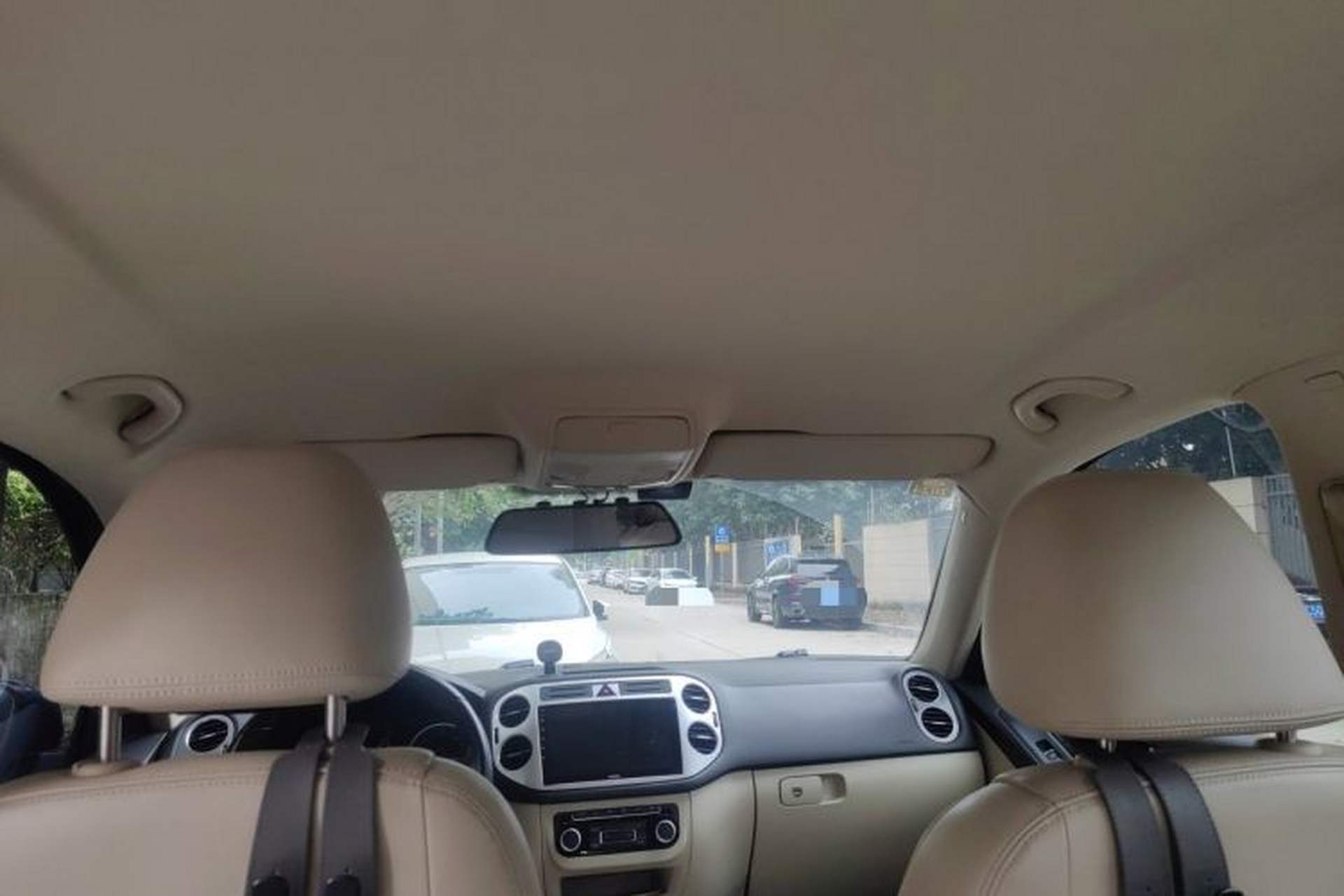 Used Volkswagen Tiguan 2012 1.8TSI Automatic All-Wheel Drive Elite Edition Headliner