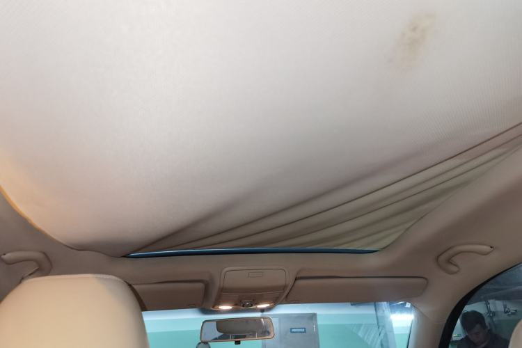 Used Volkswagen Tiguan 2012 1.8TSI Automatic All-Wheel Drive Elite Edition Headliner