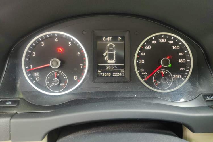 Used Volkswagen Tiguan 2012 1.8TSI Automatic All-Wheel Drive Elite Edition Instrument Cluster