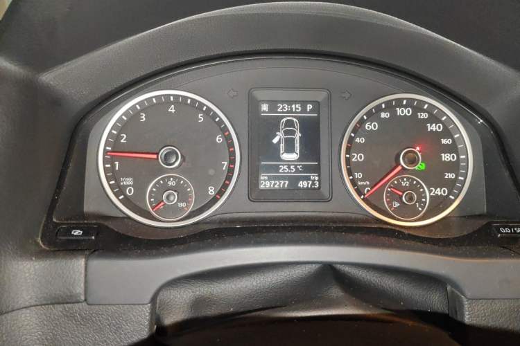 Used Volkswagen Tiguan 2012 1.8TSI Automatic All-Wheel Drive Elite Edition Instrument Cluster