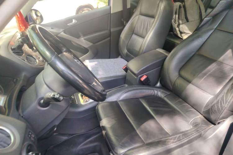 Used Volkswagen Tiguan 2012 1.8TSI Automatic All-Wheel Drive Elite Edition Left Front Seat