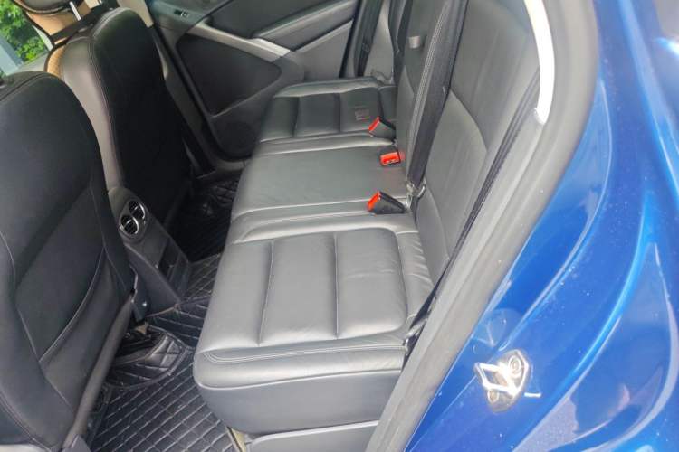 Used Volkswagen Tiguan 2012 1.8TSI Automatic Two-Wheel Drive Elite Edition Left Rear Seat