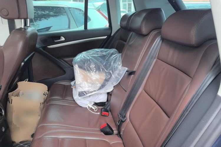 Used Volkswagen Tiguan 2012 2.0 TSI Luxury Edition Left Rear Seat