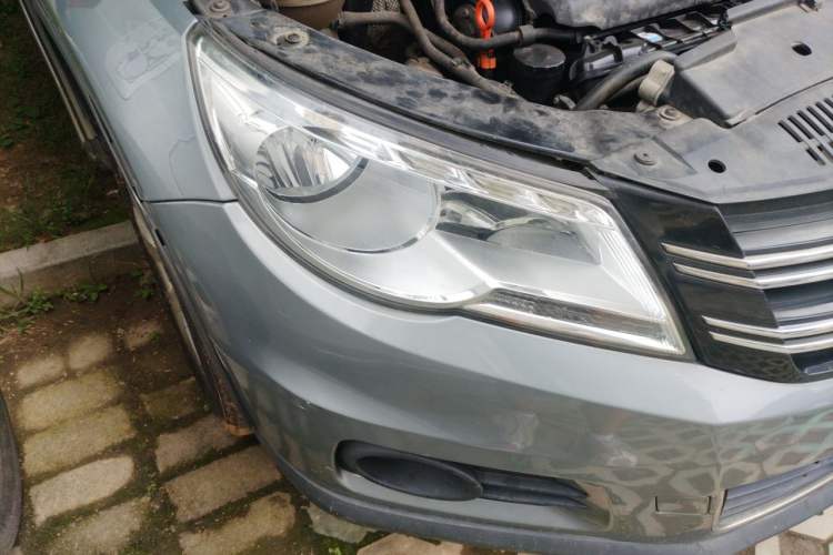 Used Volkswagen Tiguan 2012 1.8TSI Manual Two-Wheel Drive Enjoyment Edition Right Front Headlight
