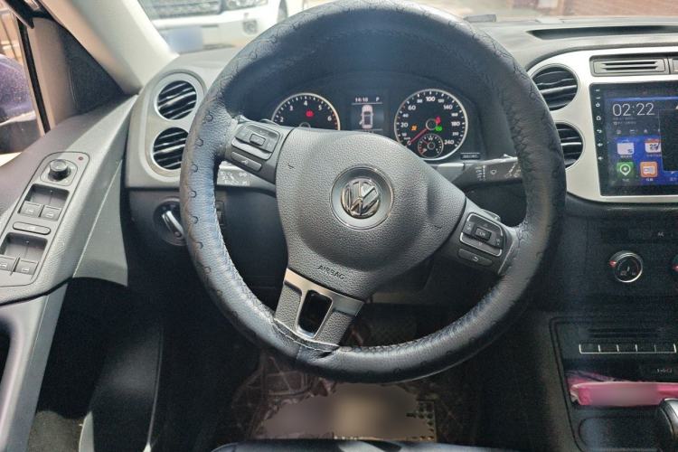 Used Volkswagen Tiguan 2012 2.0 TSI Comfort Edition Steering Wheel