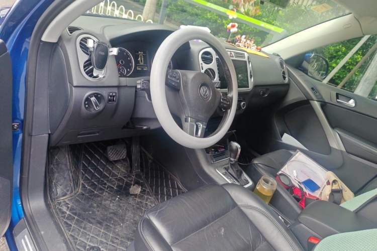 Used Volkswagen Tiguan 2012 1.8TSI Automatic Two-Wheel Drive Elite Edition Steering Wheel