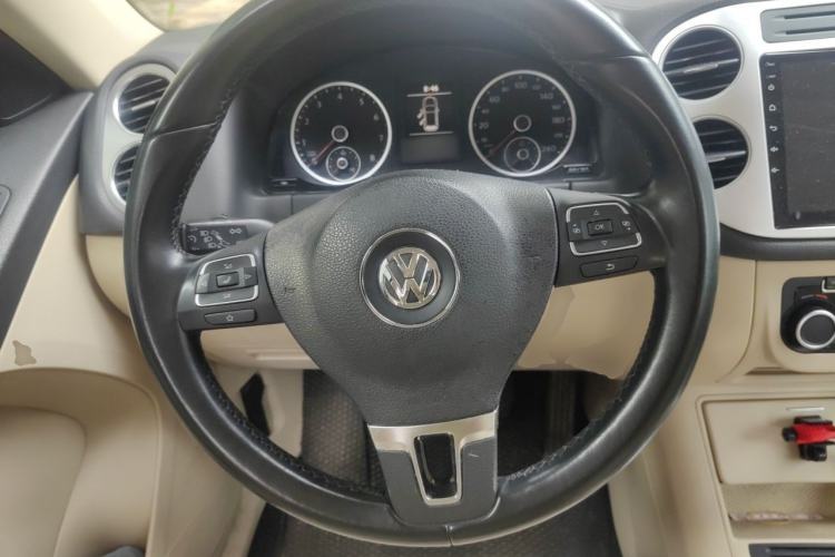 Used Volkswagen Tiguan 2012 1.8TSI Automatic All-Wheel Drive Elite Edition Steering Wheel