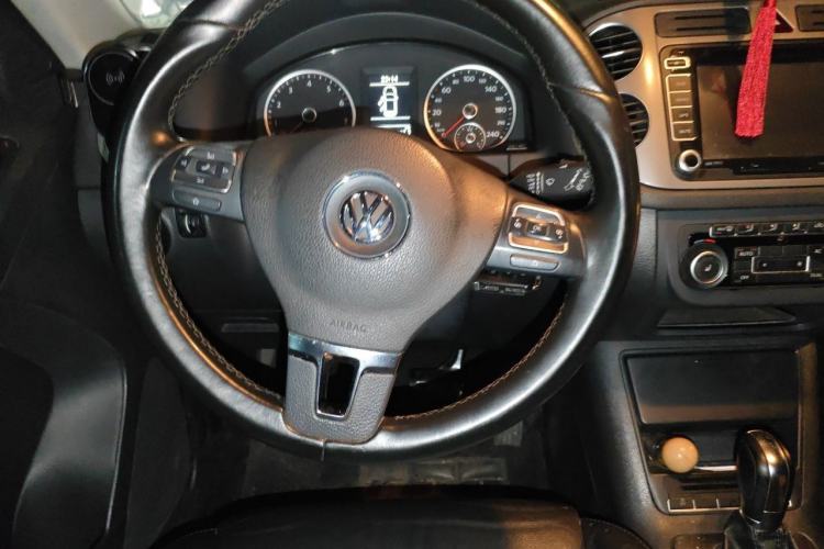 Used Volkswagen Tiguan 2012 1.8TSI Automatic All-Wheel Drive Elite Edition Steering Wheel