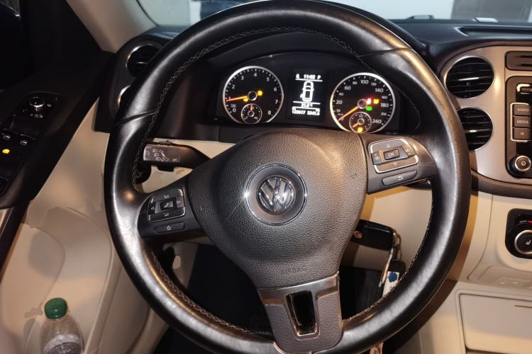 Used Volkswagen Tiguan 2012 1.8TSI Automatic All-Wheel Drive Elite Edition Steering Wheel