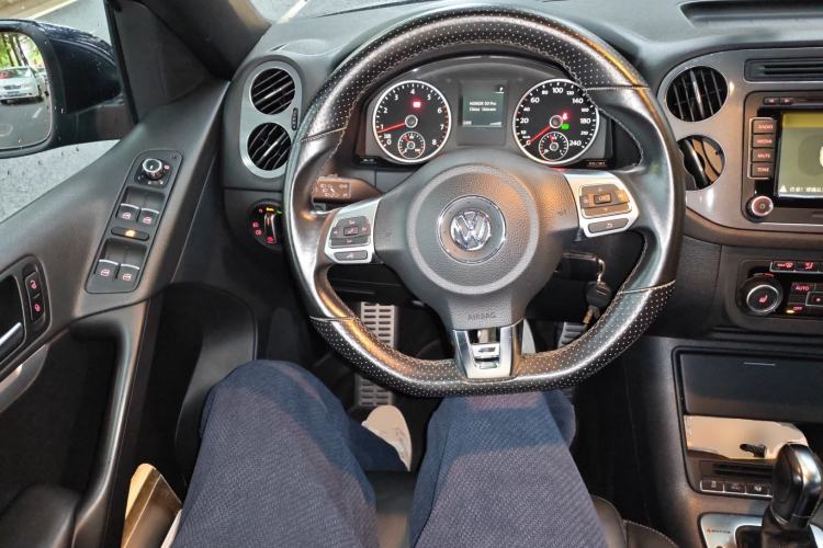 Used Volkswagen Tiguan 2012 2.0 TSI Luxury Edition Steering Wheel