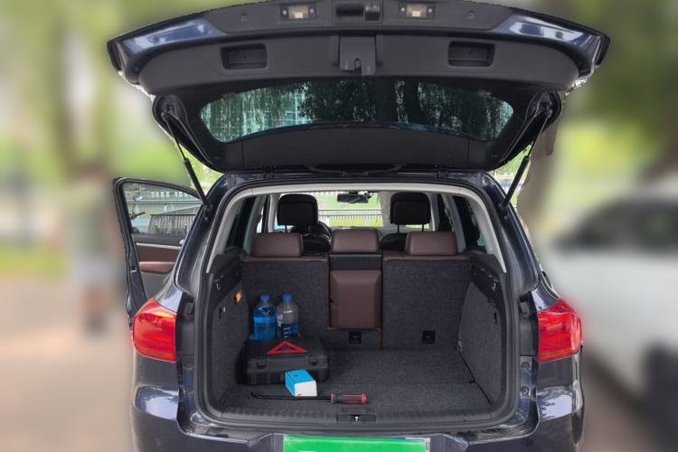 Used Volkswagen Tiguan 2012 2.0 TSI Luxury Edition Trunk