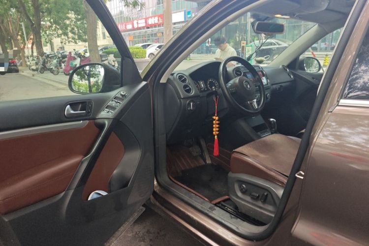 Used Volkswagen Tiguan 2012 2.0 TSI Comfort Edition Driver Seat