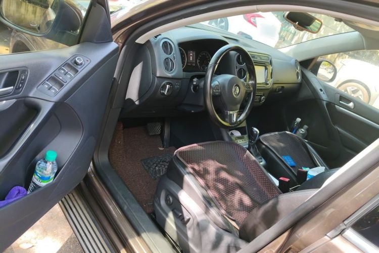 Used Volkswagen Tiguan 2012 2.0 TSI Comfort Edition Driver Seat