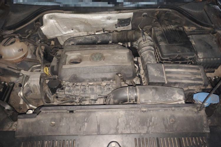 Used Volkswagen Tiguan 2012 2.0 TSI Comfort Edition Engine Bay