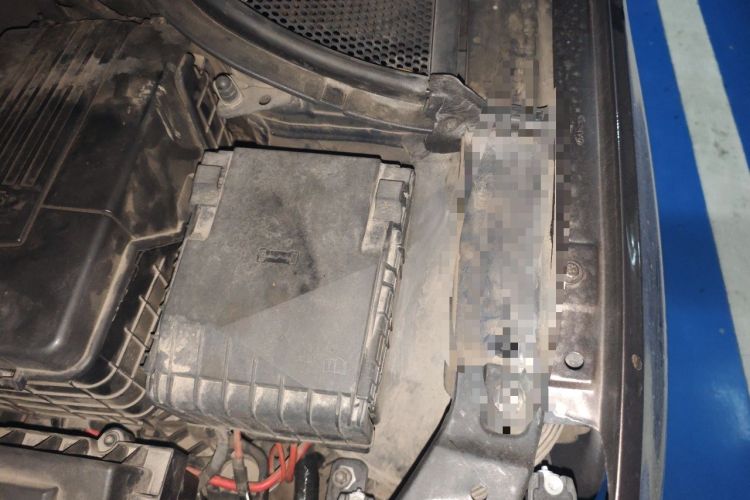 Used Volkswagen Tiguan 2012 2.0 TSI Comfort Edition Engine Bay Left