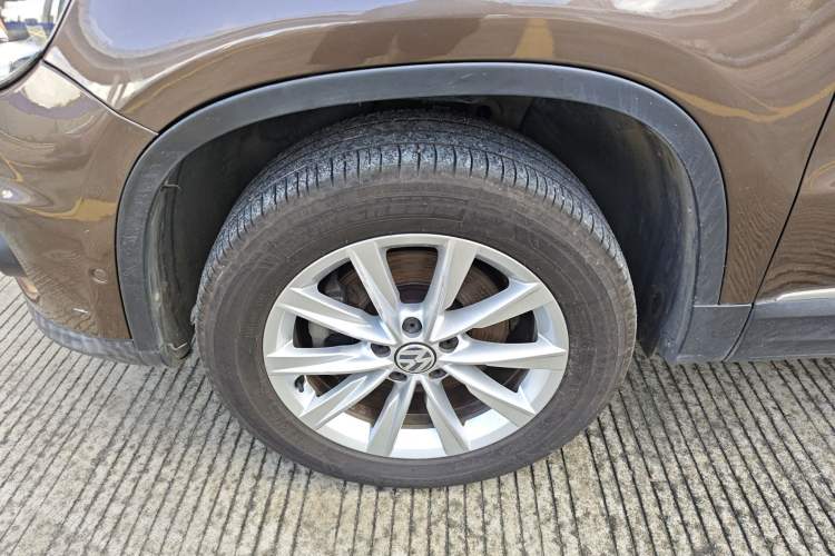 Used Volkswagen Tiguan 2012 2.0 TSI Comfort Edition Exterior 7