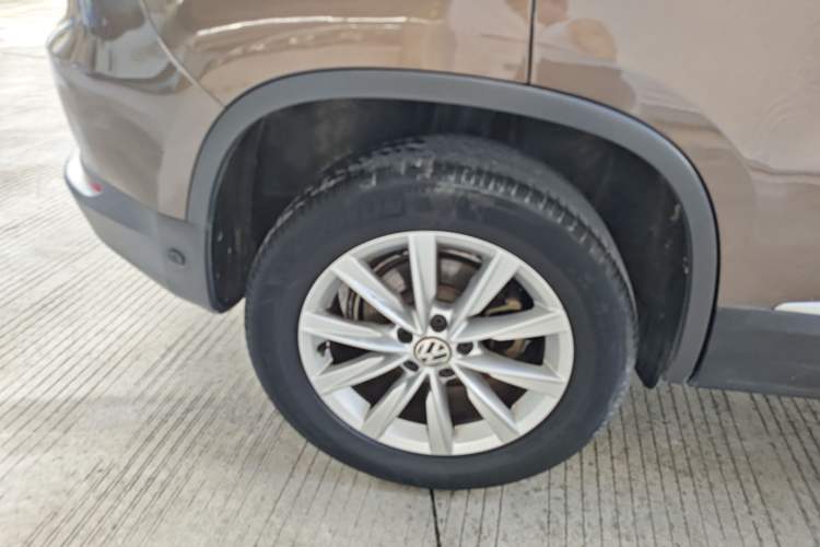 Used Volkswagen Tiguan 2012 2.0 TSI Comfort Edition Exterior 8
