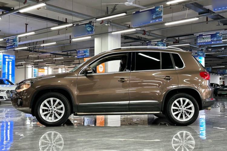 Used Volkswagen Tiguan 2012 2.0 TSI Comfort Edition Exterior 8